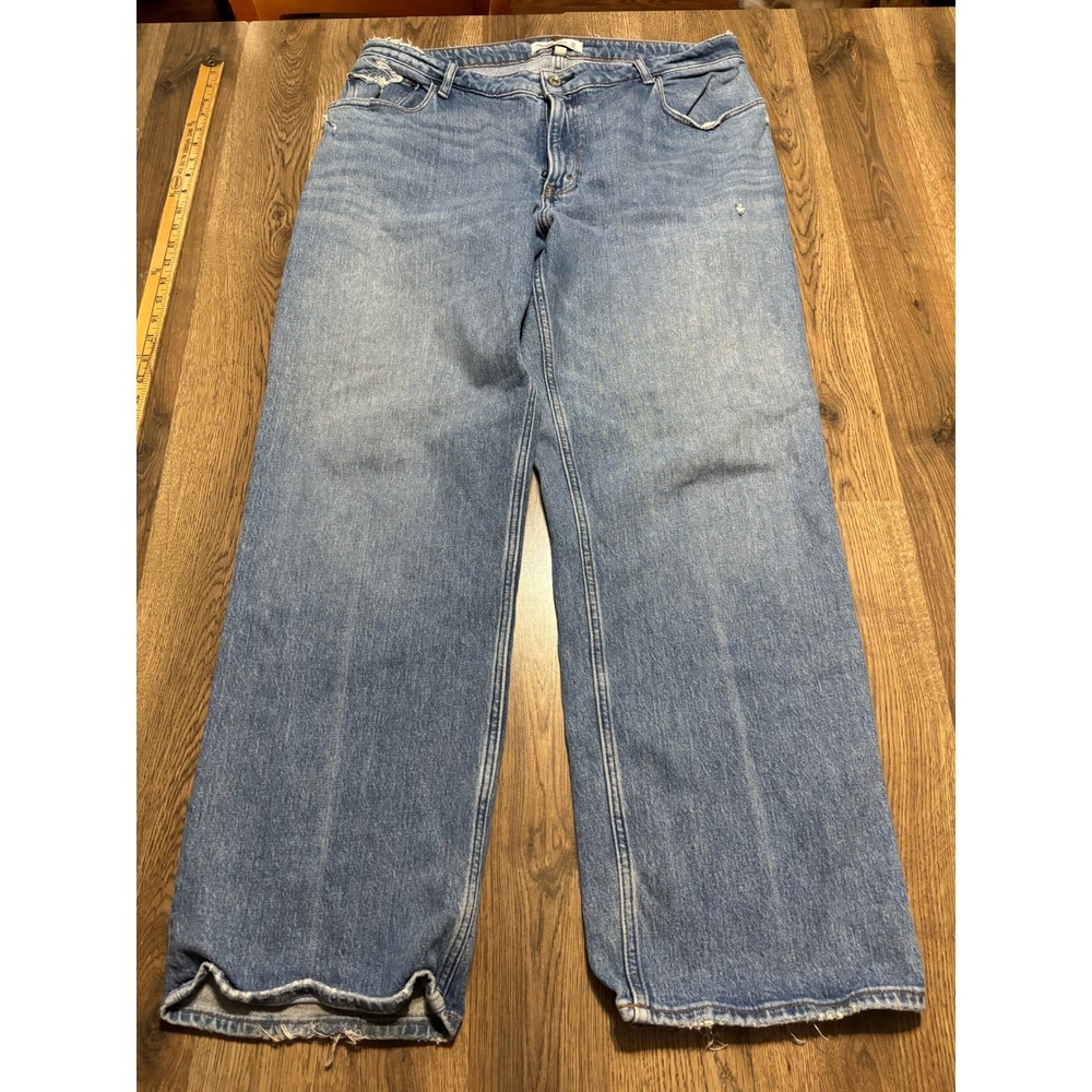Abercrombie & Fitch Jean Women Size 16 Light Wash Denim Curve Love 90s Relaxed